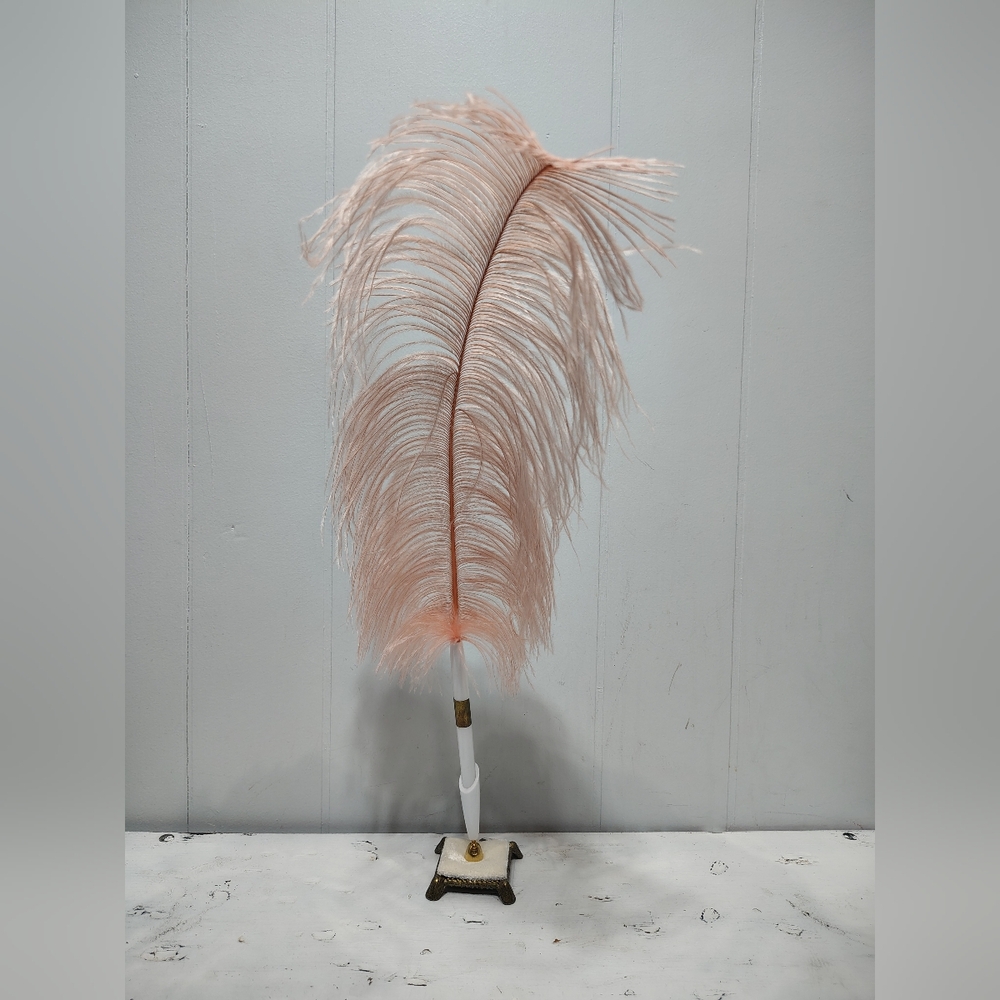 Vintage Ostrich Feather Quill Pen with Brass Holder Vanity Desk Decor Hollywood - Picture 4 of 6